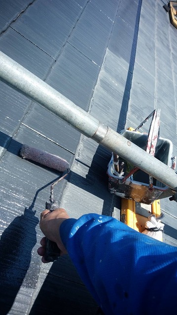 南アルプス市　屋根下塗り　ファインパーフェクト強化シーラー